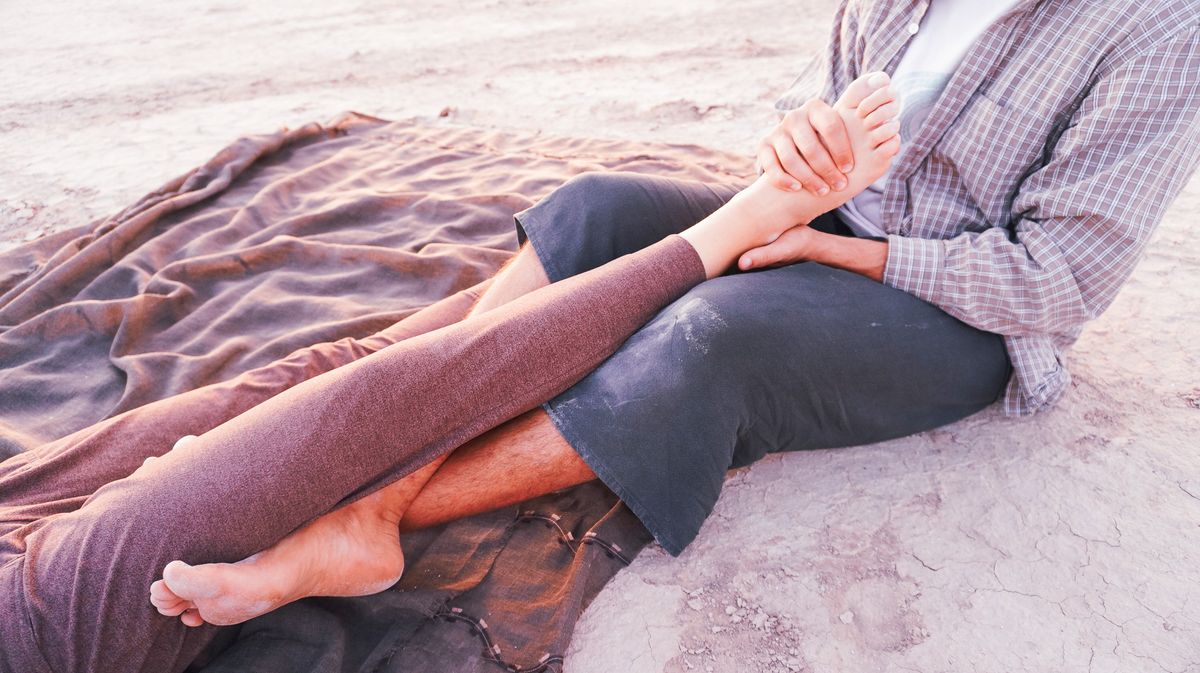 bodywork — hands and feet, desert